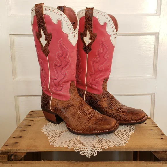 **SOLd*💗💫Ariat Vintage Cowgirl 🌸Barbie Pink🌸 Crossfire Caliente💫💗 8.5B - Picture 2 of 14